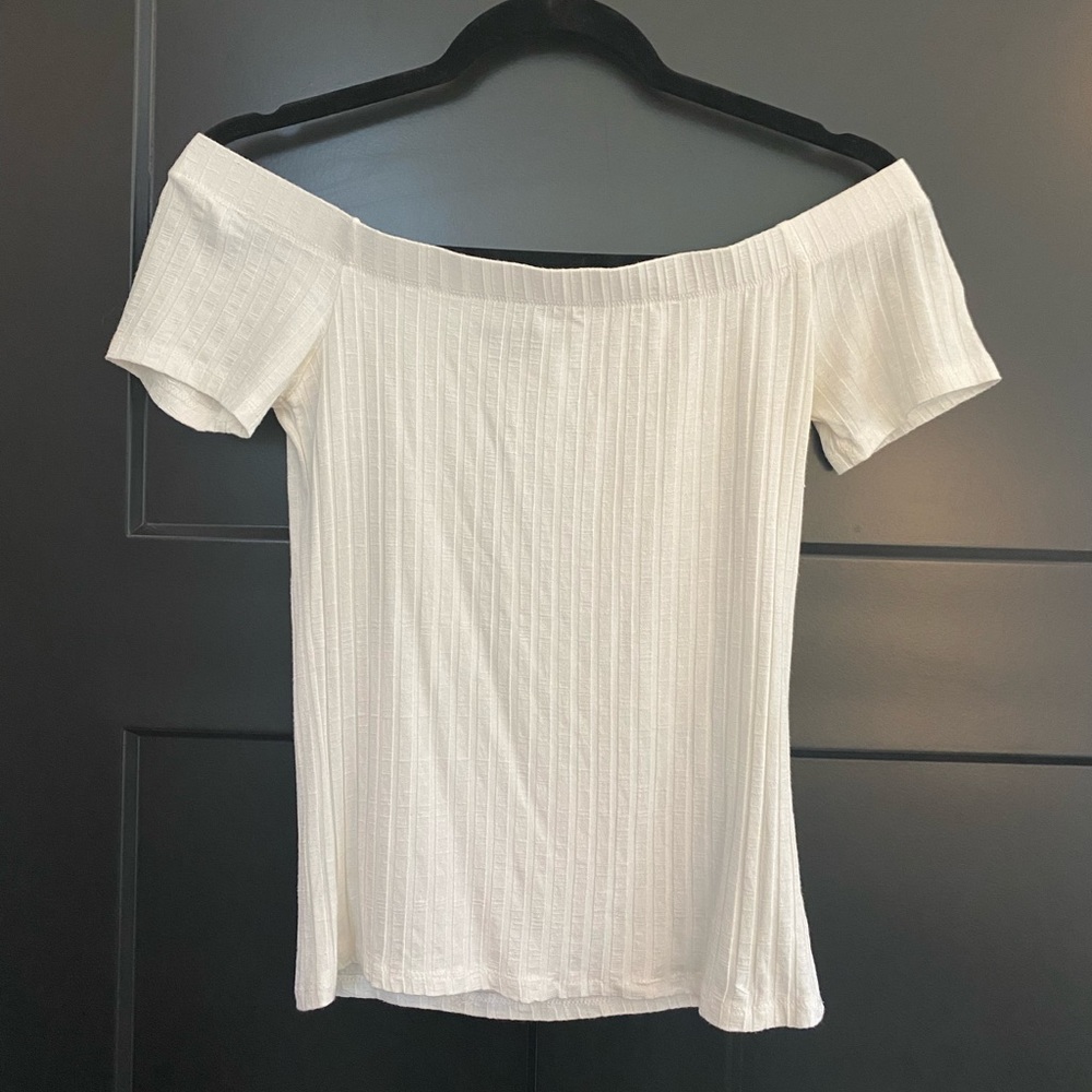 Ambiance, white, medium